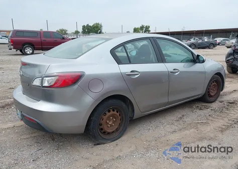 2010 Mazda Mazda3 I Sport z USA, uszkodzony, nr VIN JM1BL1SG2A1295369